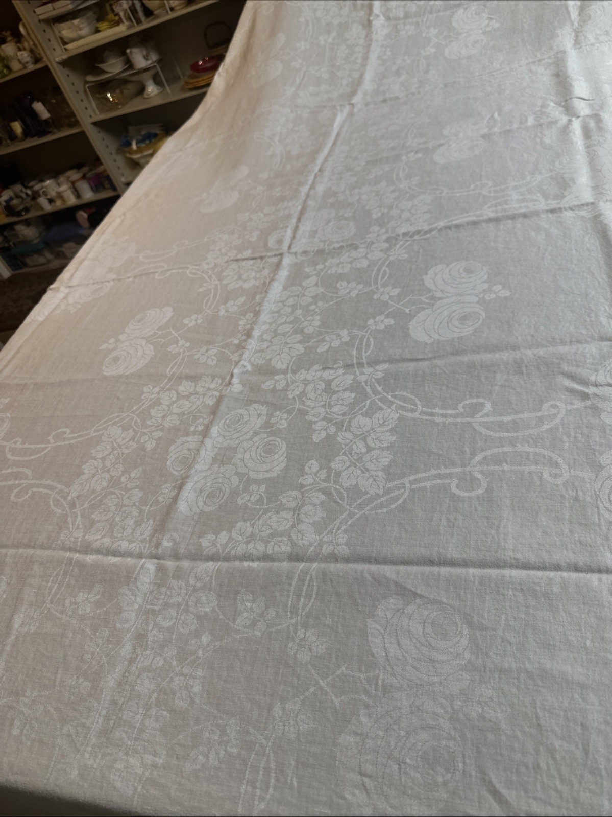 Vintage Dbl DAMASK LINEN BANQUET TABLECLOTH White Bows Roses Vines 84x72 craft Vintage Dbl DAMASK LINEN BANQUET TABLECLOTH White Bows Roses Vines 84x72 craft