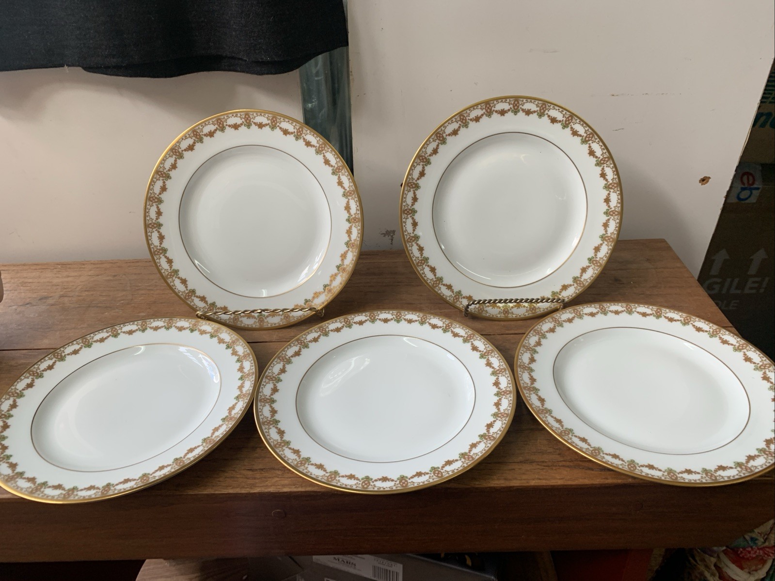 Set Of Five Coronet Limoges Heavy gold garland Salad Dessert Plates Set Of Five Coronet Limoges Heavy gold garland Salad Dessert Plates