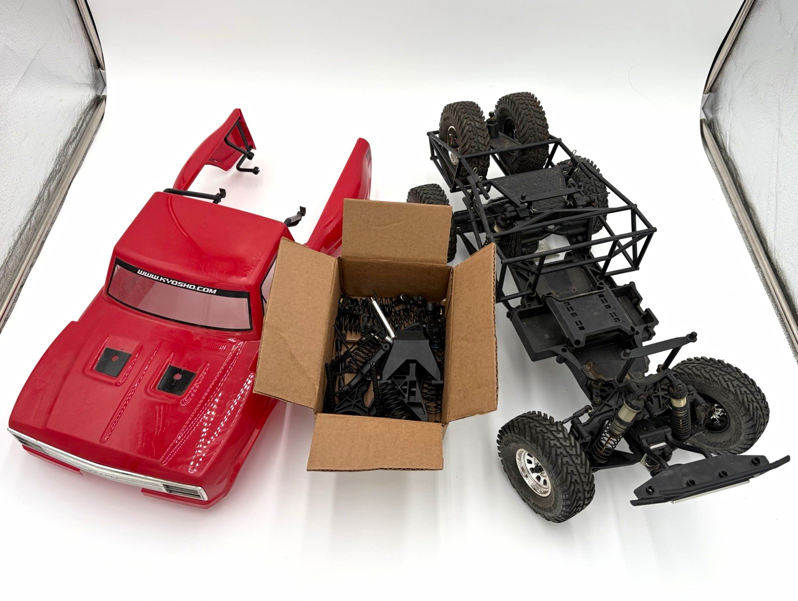 Kyosho Outlaw Rampage 1/10 Scale Electric 2WD Trophy Truck Roller With Spares RC Kyosho Outlaw Rampage 1/10 Scale Electric 2WD Trophy Truck Roller With Spares RC