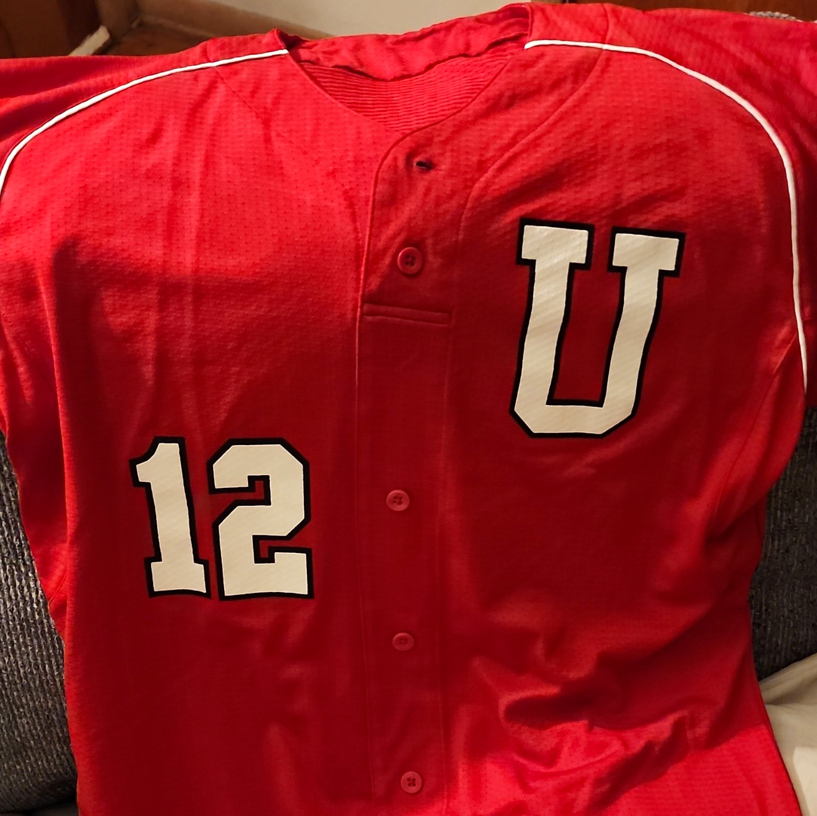 Under Armour Med Baseball Jersey Under Armour Med Baseball Jersey