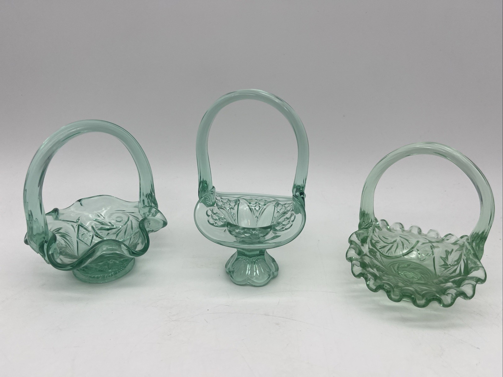 Vintage Fenton Green Art Glass Miniature Basket Lot of 3 Ruffled 365nm Glow