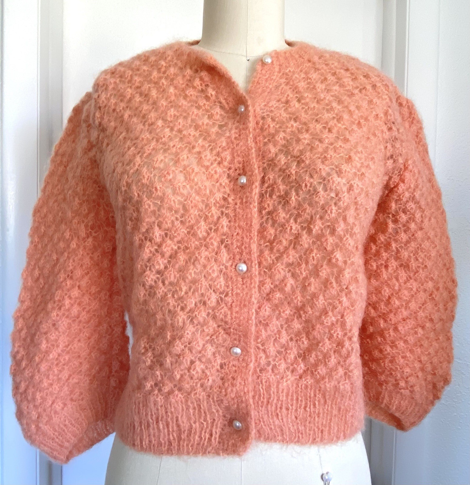 Darlene Vtg 50s 60s Mohair Blend Pink Button Knit Cardigan Sweater Grunge Sz M Darlene Vtg 50s 60s Mohair Blend Pink Button Knit Cardigan Sweater Grunge Sz M