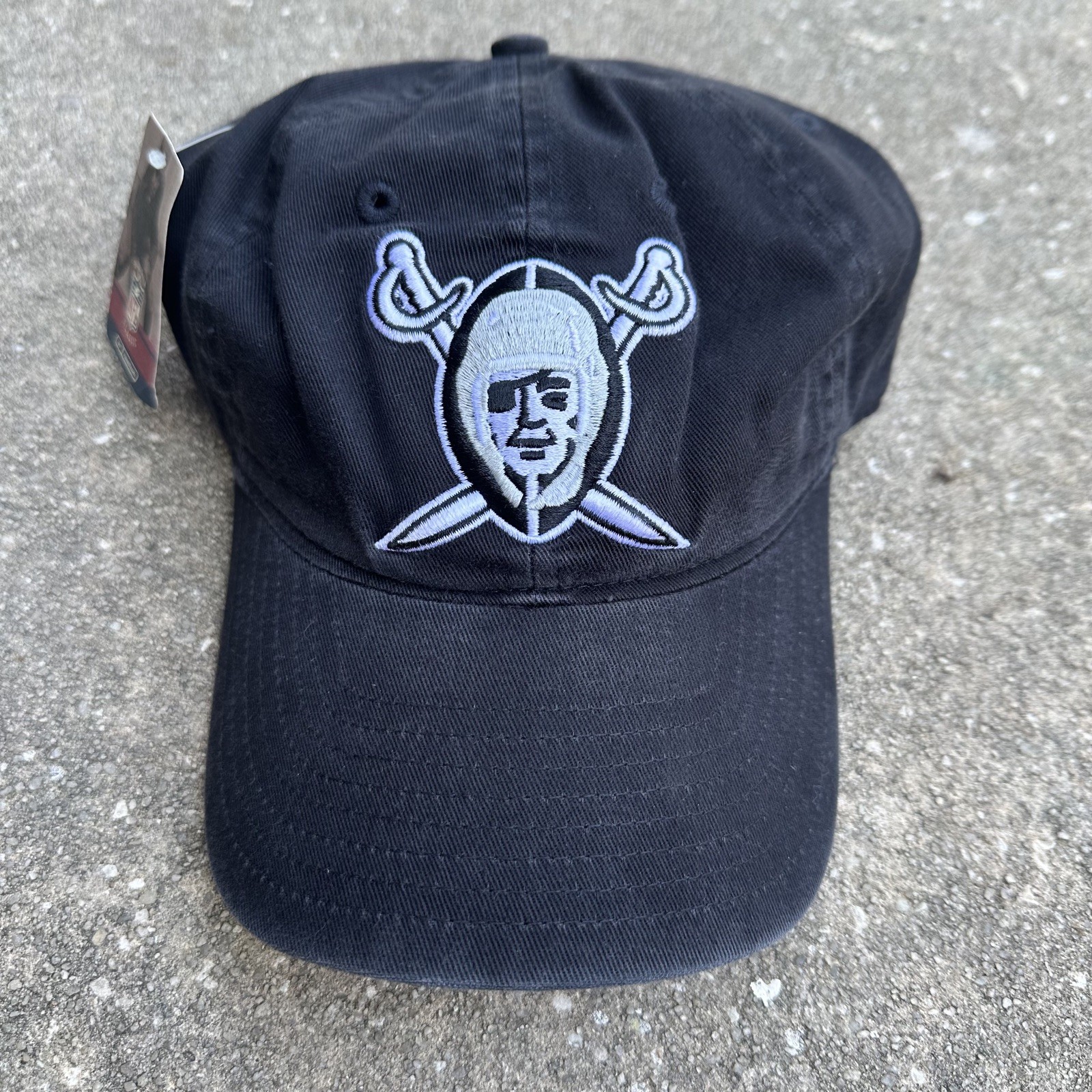 Vintage Oakland Raiders Women’s Strapback Hat Dad Cap Slouch Reebok LA LV NFL Vintage Oakland Raiders Women’s Strapback Hat Dad Cap Slouch Reebok LA LV NFL