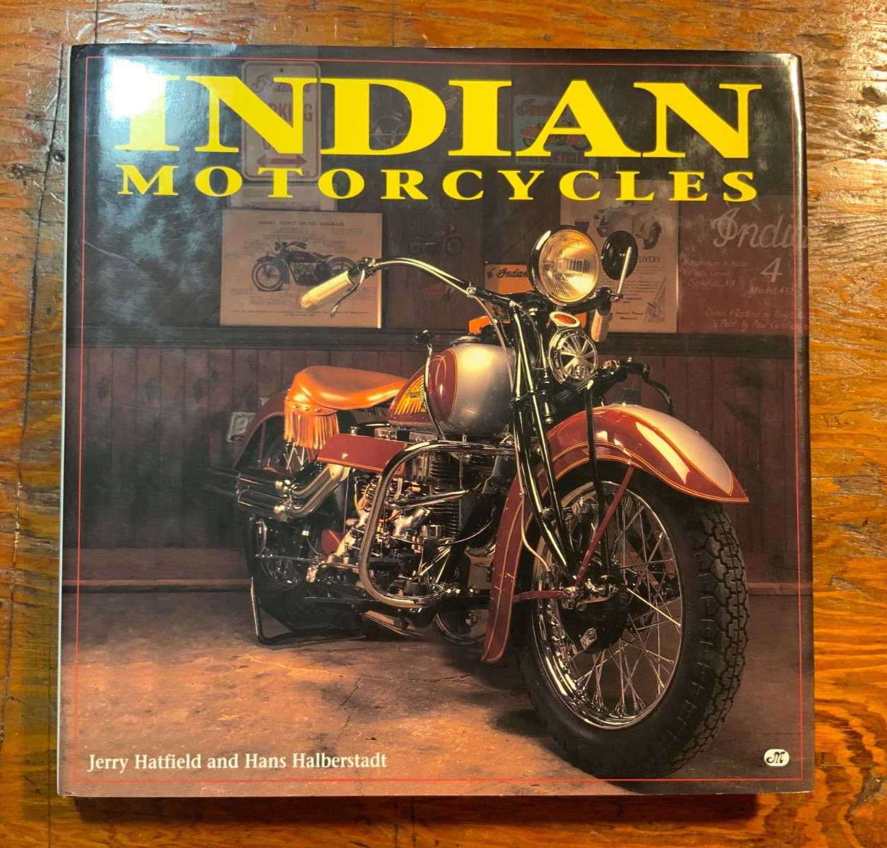 Vintage Indian Motorcycles Book Jerry Hatfield & Hans Halberstadt 1996-160 pgs Vintage Indian Motorcycles Book Jerry Hatfield & Hans Halberstadt 1996-160 pgs