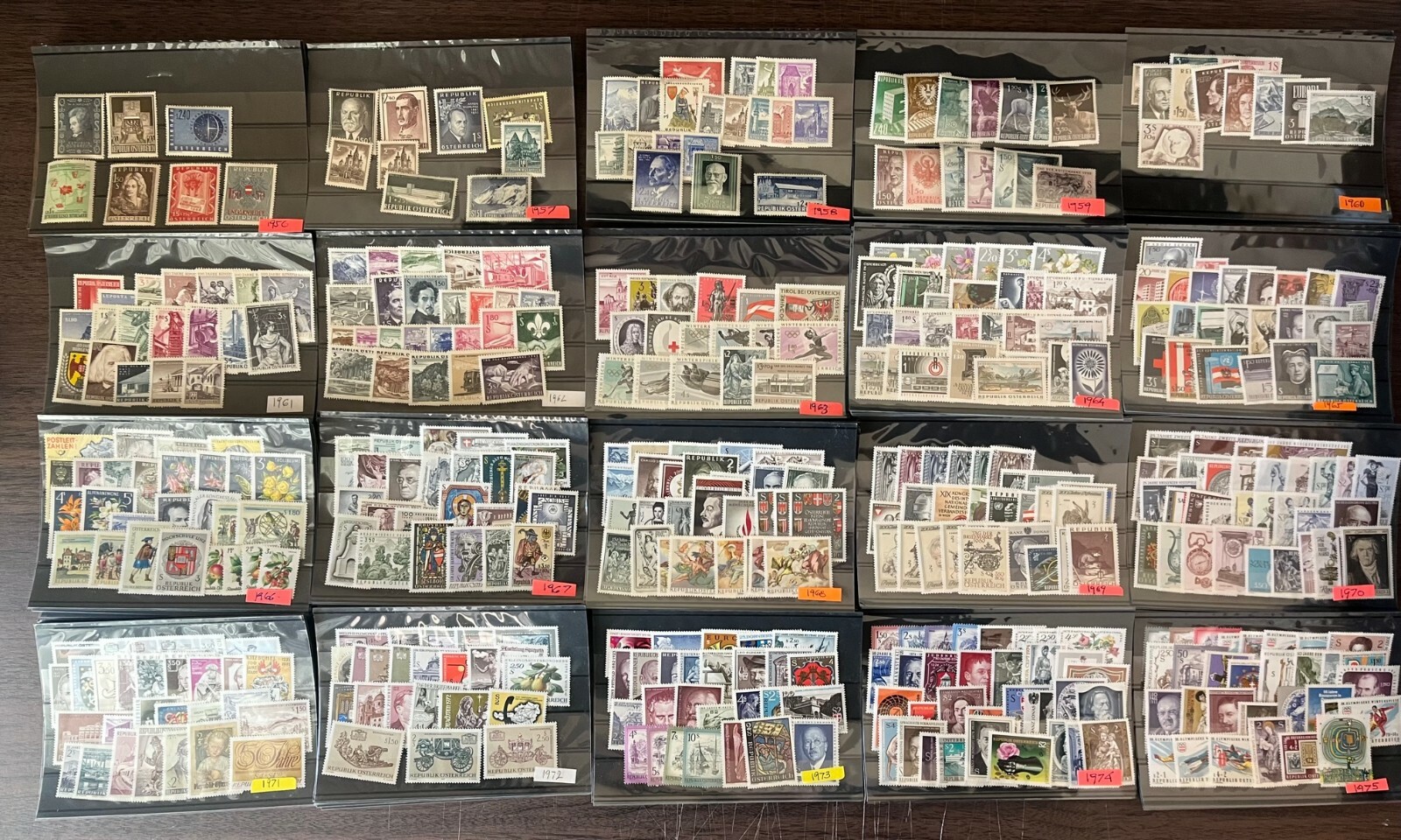 AUSTRIA - 1956 to 1975 - 20 YEARS - MINT/NH - Excellent Collection AUSTRIA - 1956 to 1975 - 20 YEARS - MINT/NH - Excellent Collection