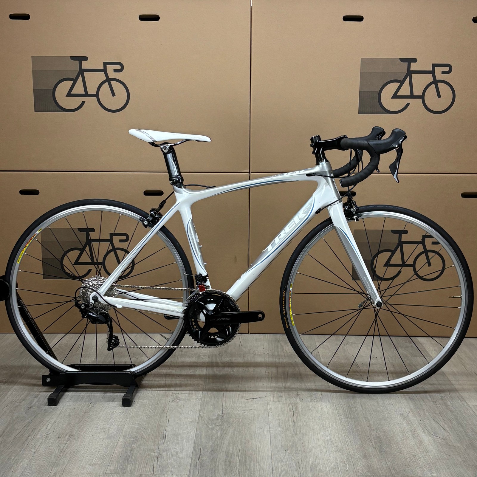 Used Trek Madone 5.1 WSD, Carbon Fiber Road Bike, Shimano 105 11-Speed, 52cm