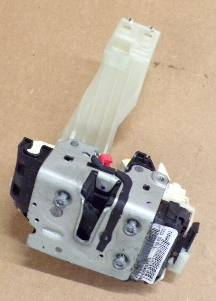 2011 jeep patriot door latch ( passenger right front ) 2011-2017 2011 jeep patriot door latch ( passenger right front ) 2011-2017