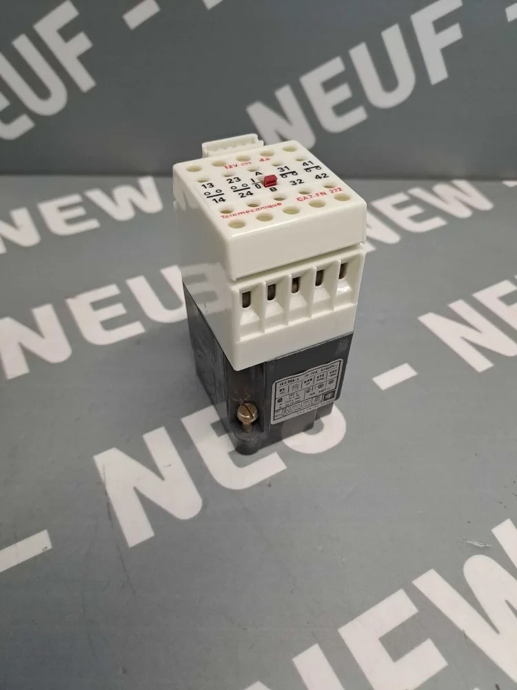 CA2FN222 - TELEMECHANICS - CA2FN222 / Relay Module New