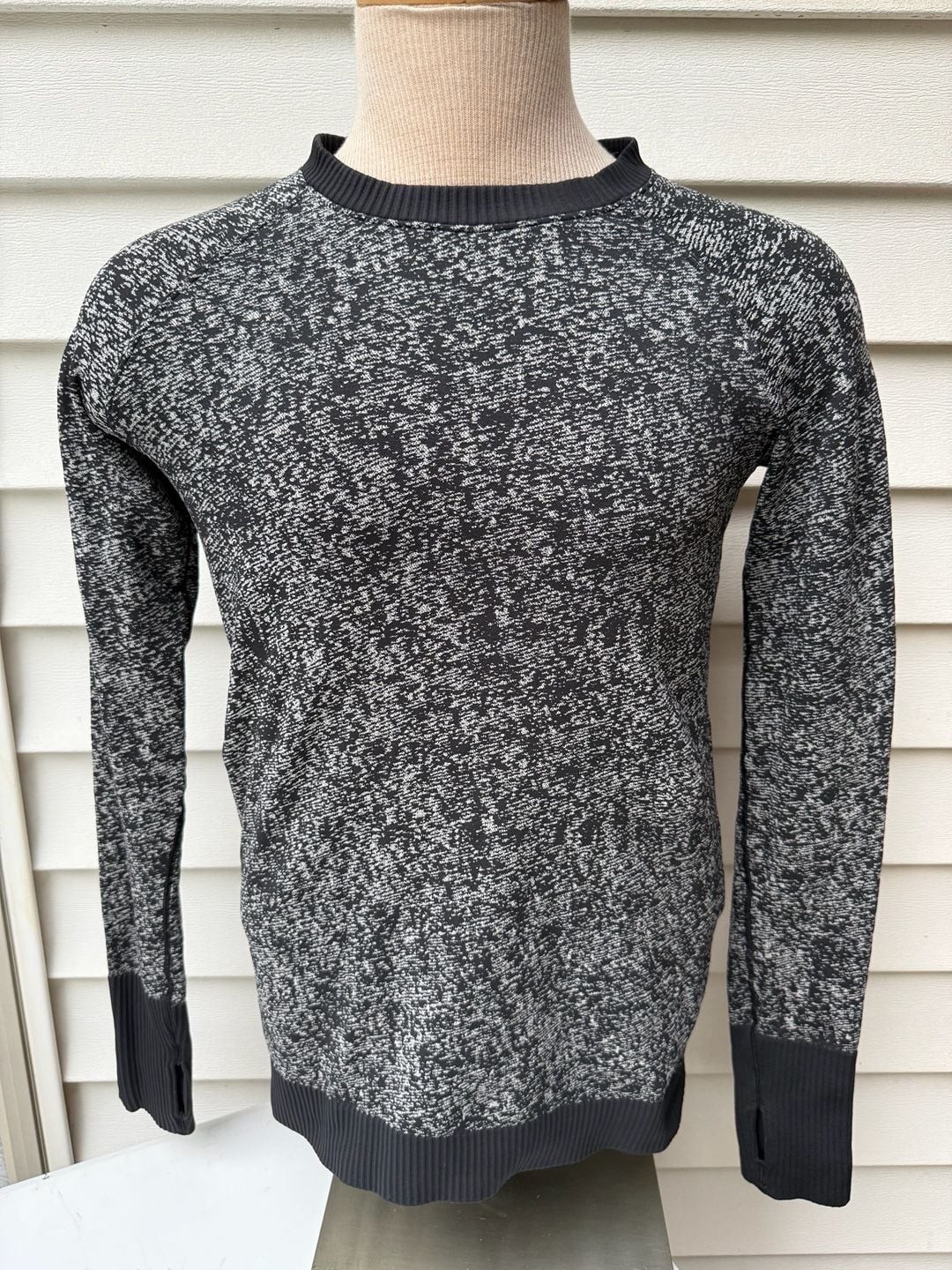 Lululemon Rest Less Pullover Long Sleeve Shirt Size 10
