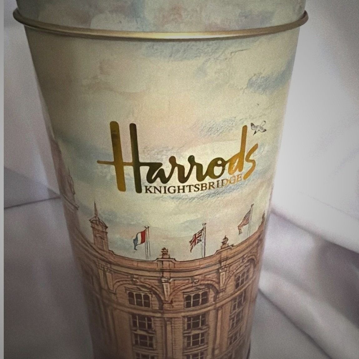 Harrods Knightsbridge Biscuit Tin Collectible London Storefront Gold 200g Metal