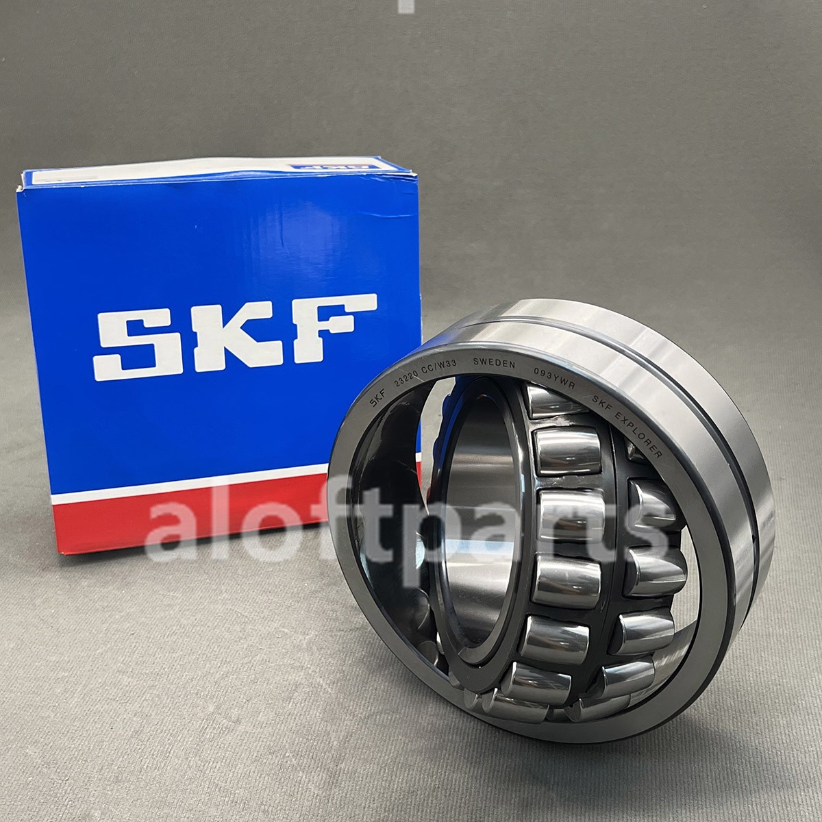 New in Box Spherical Roller Bearing for SKF 23220 CC/W33 100x180x60.3mm New in Box Spherical Roller Bearing for SKF 23220 CC/W33 100x180x60.3mm