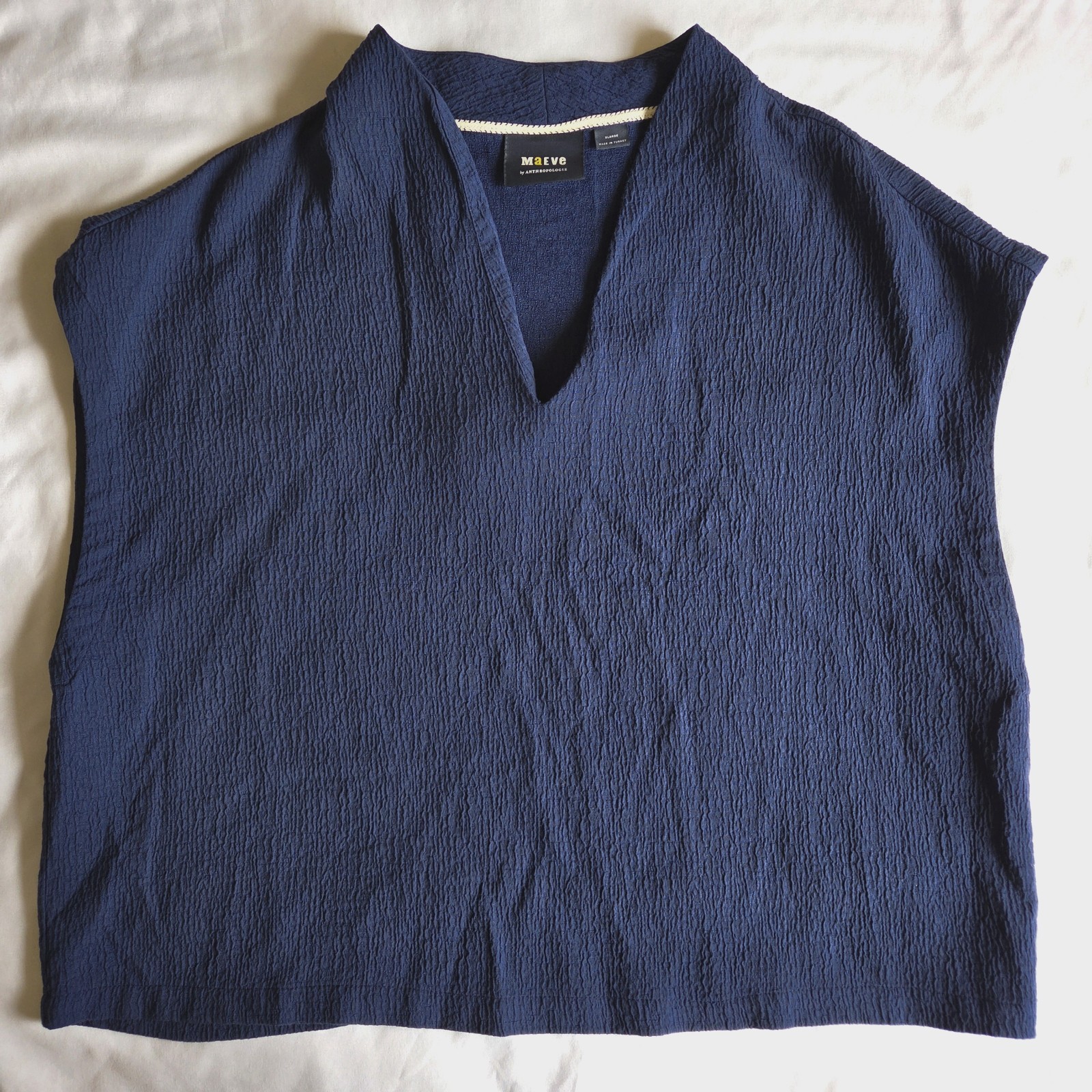 Maeve By Anthropologie Size XL Navy Blue Textured V-Neck Popover Blouse Boxy Top Maeve By Anthropologie Size XL Navy Blue Textured V-Neck Popover Blouse Boxy Top