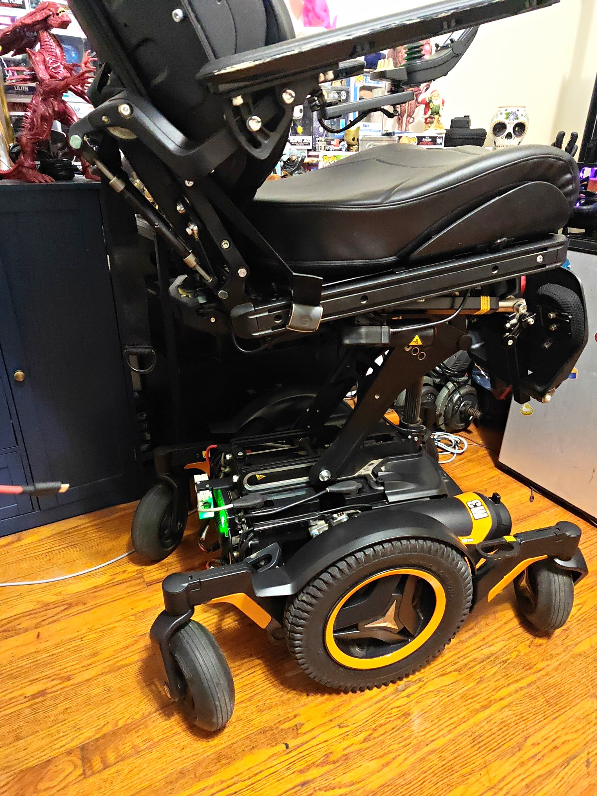 Permobil Power Wheelchair 6-Wheel Base Black/Yellow Adjustable Footrests Eye Lev