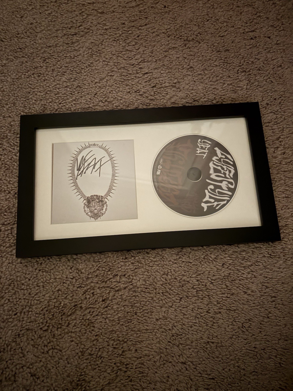 Yeat Lyfestyle Drone Edition Signed CD Rare Limited Edition Yeat Lyfestyle Drone Edition Signed CD Rare Limited Edition