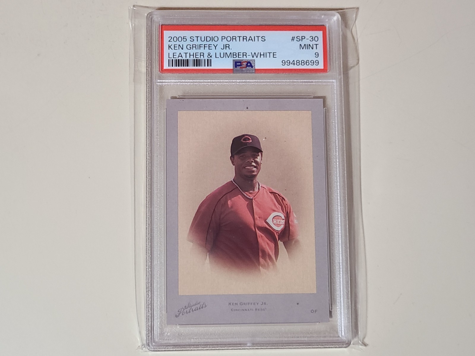 Ken Griffey Jr. 2005 Donruss Studio Portraits Leather & Lumber White /40 PSA 9 Ken Griffey Jr. 2005 Donruss Studio Portraits Leather & Lumber White /40 PSA 9