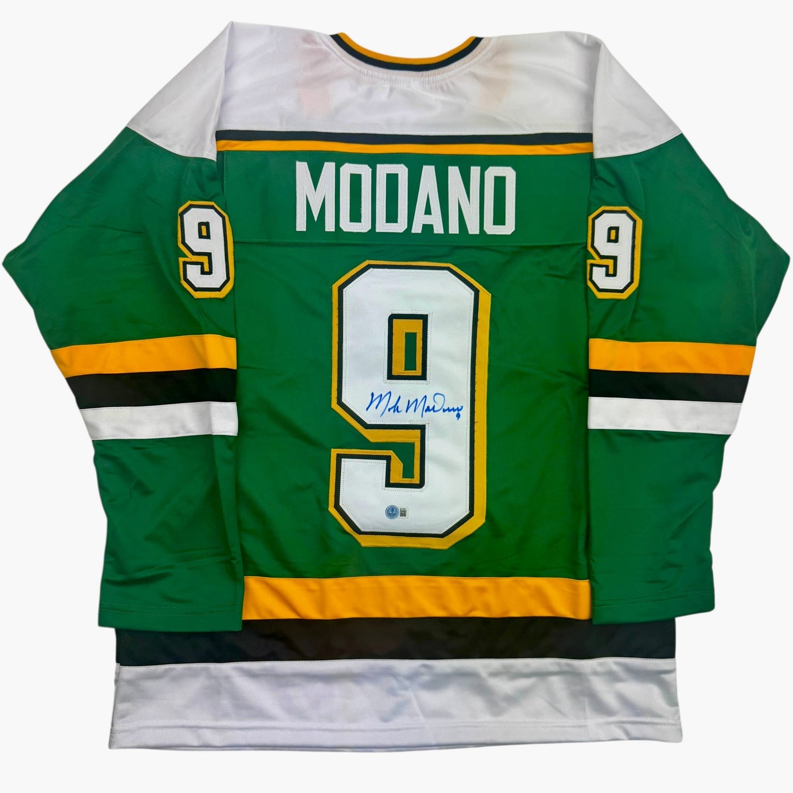 Autographed/Signed Mike Modano HOF 2014 Minnesota Green Jersey Beckett COA Autographed/Signed Mike Modano HOF 2014 Minnesota Green Jersey Beckett COA
