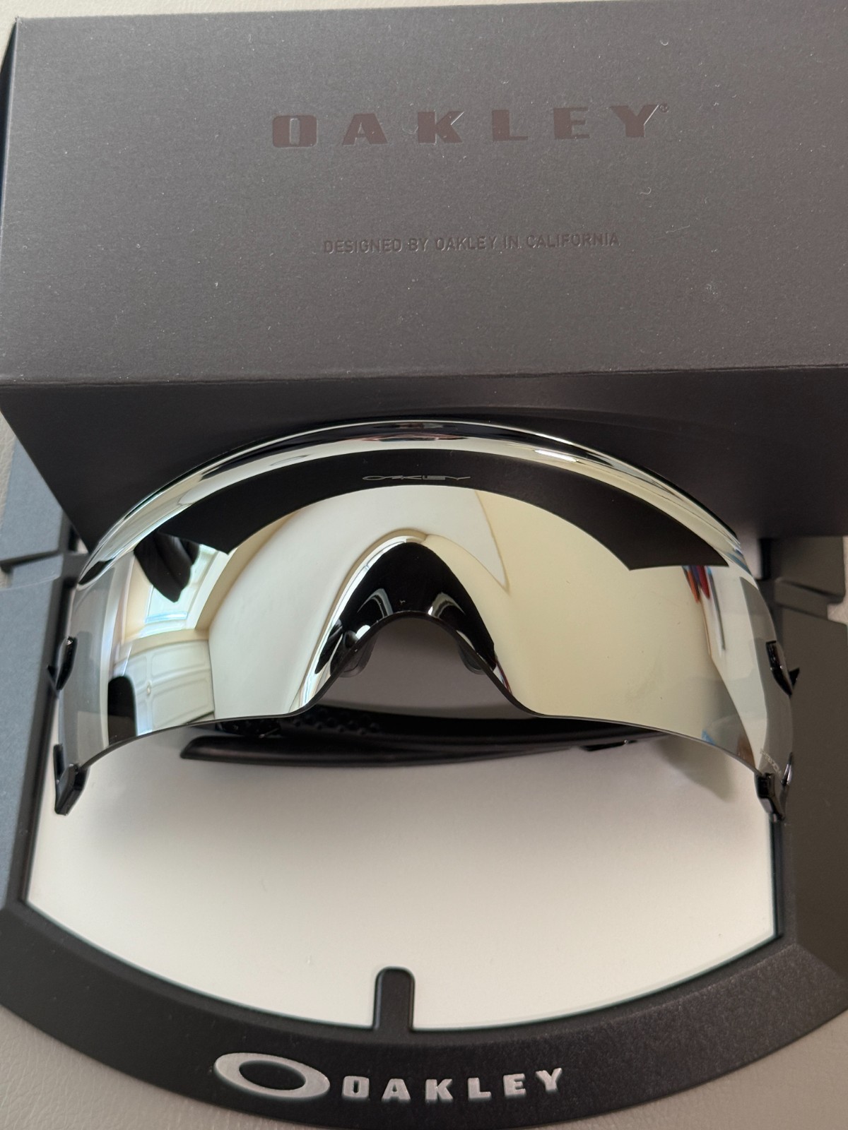 2026 New Oakley OO9455 Kato Sunglasses Polished Black Frame PRIZM Mirror Lens 2026 New Oakley OO9455 Kato Sunglasses Polished Black Frame PRIZM Mirror Lens