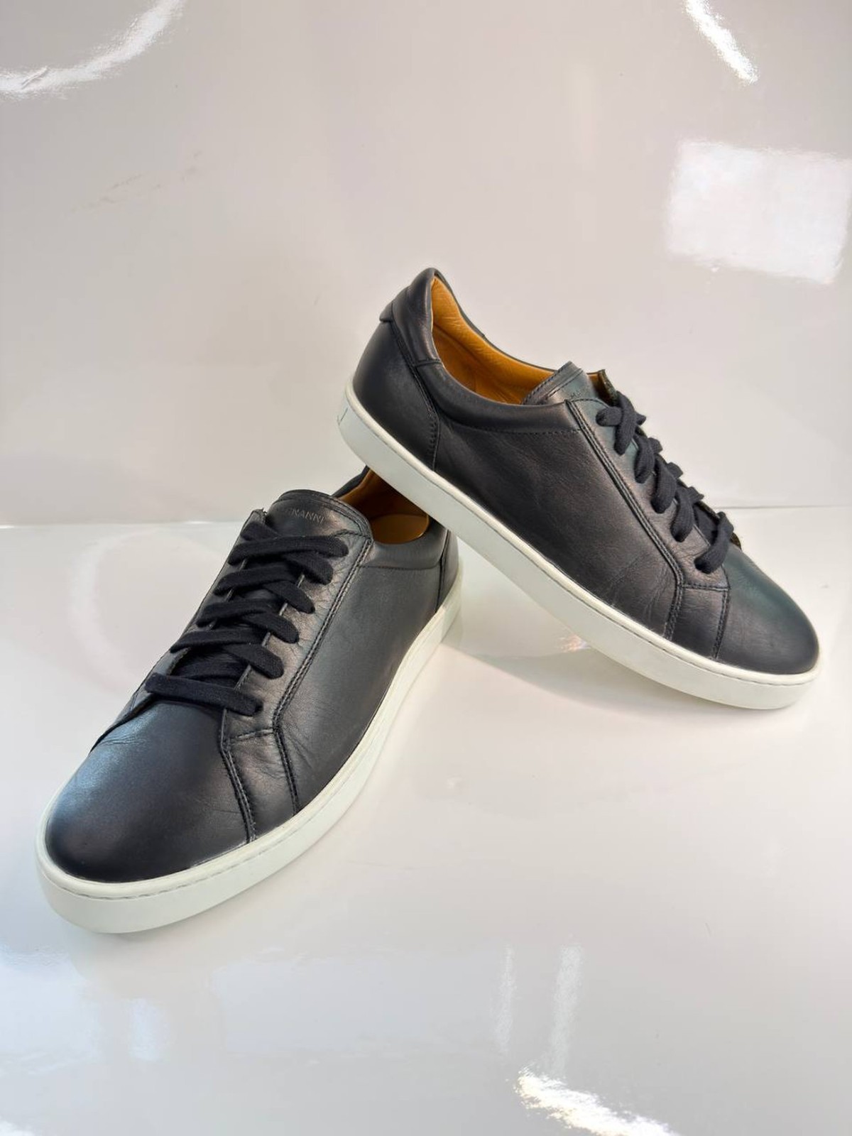 Magnanni Men’s Black Leather Sneakers – Made in Portugal – EU 41.5 / US 8.5