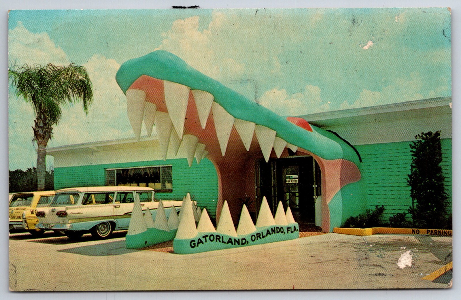 Orlando FL~Owen Godwin\'s Gatorland~Open Mouth Alligator Jaw Entrance~1950s Cars