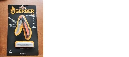 Gerber 31-002736N VITAL FOLDING POCKET KNIFE ORANGE HANDLE EXCHANGE A BLADE Gerber 31-002736N VITAL FOLDING POCKET KNIFE ORANGE HANDLE EXCHANGE A BLADE