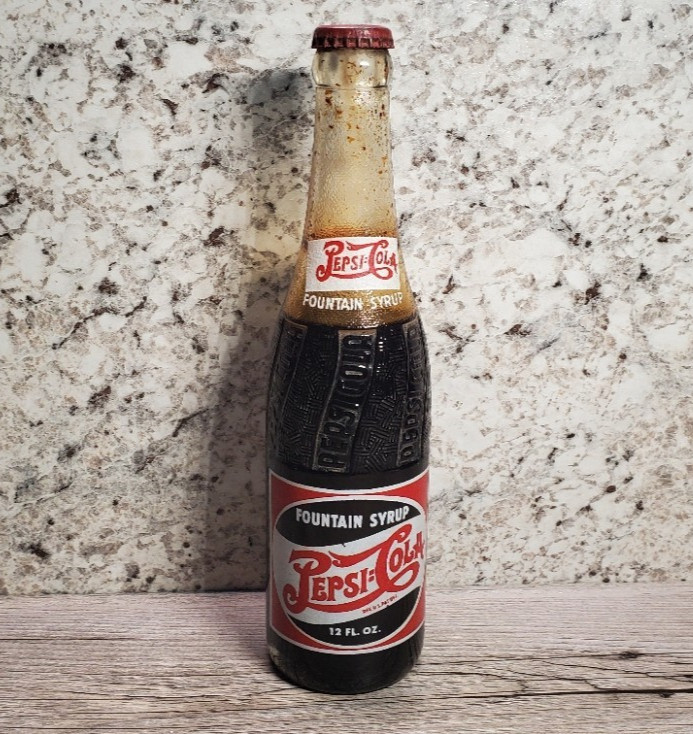Vintage 1940s Pepsi Cola 12 oz Fountain Syrup Glass Bottle Sealed St Louis Mo Vintage 1940s Pepsi Cola 12 oz Fountain Syrup Glass Bottle Sealed St Louis Mo