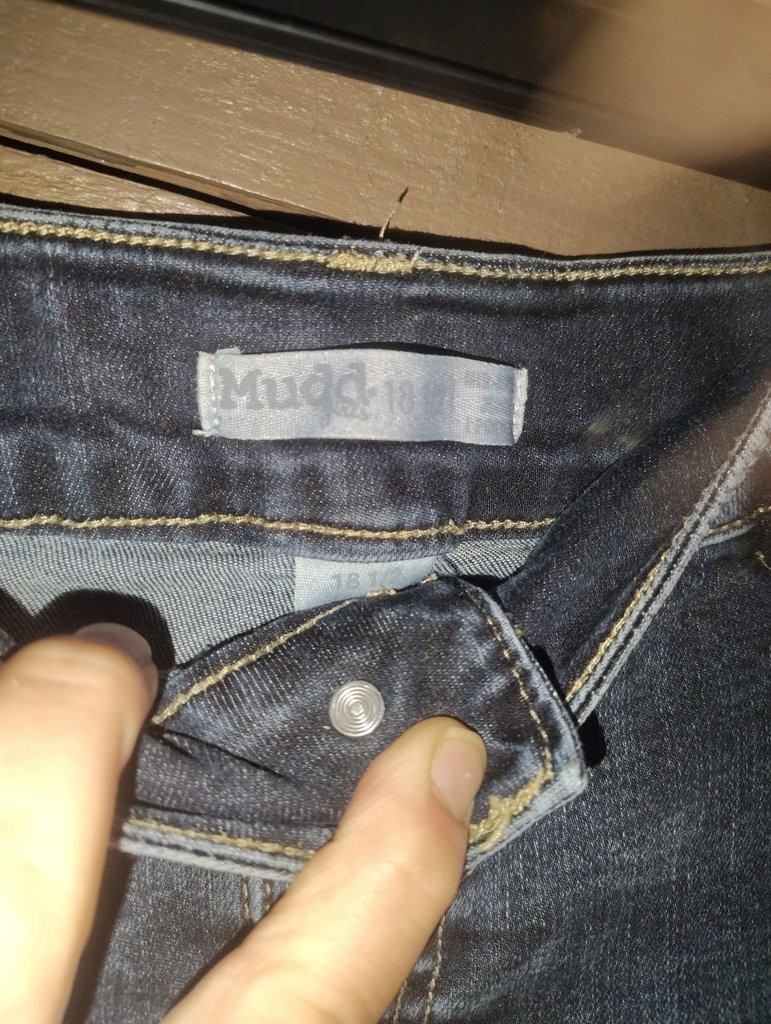 Mudd Women\'s Blue Denim Jeans Size 18 Mudd Women\'s Blue Denim Jeans Size 18