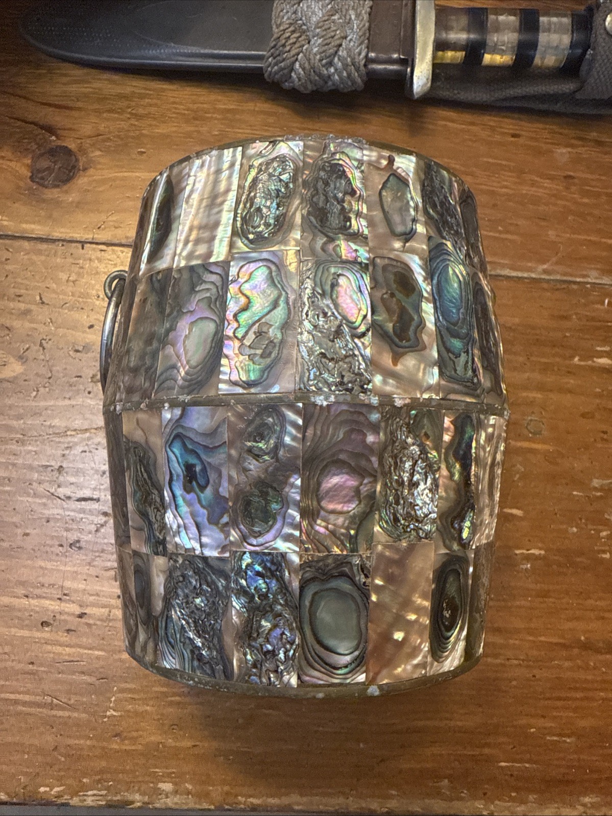 Vintage Mid Century Mexican Abalone Shell Mosaic Ice Bucket Hecho En Mexico Vintage Mid Century Mexican Abalone Shell Mosaic Ice Bucket Hecho En Mexico