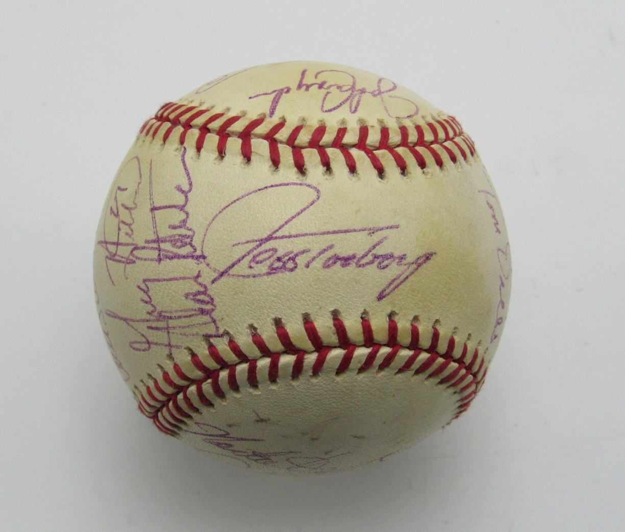 1991 Chicago White Sox Team Multi-Signed/Auto (21) ONL Baseball Sosa 196344 1991 Chicago White Sox Team Multi-Signed/Auto (21) ONL Baseball Sosa 196344