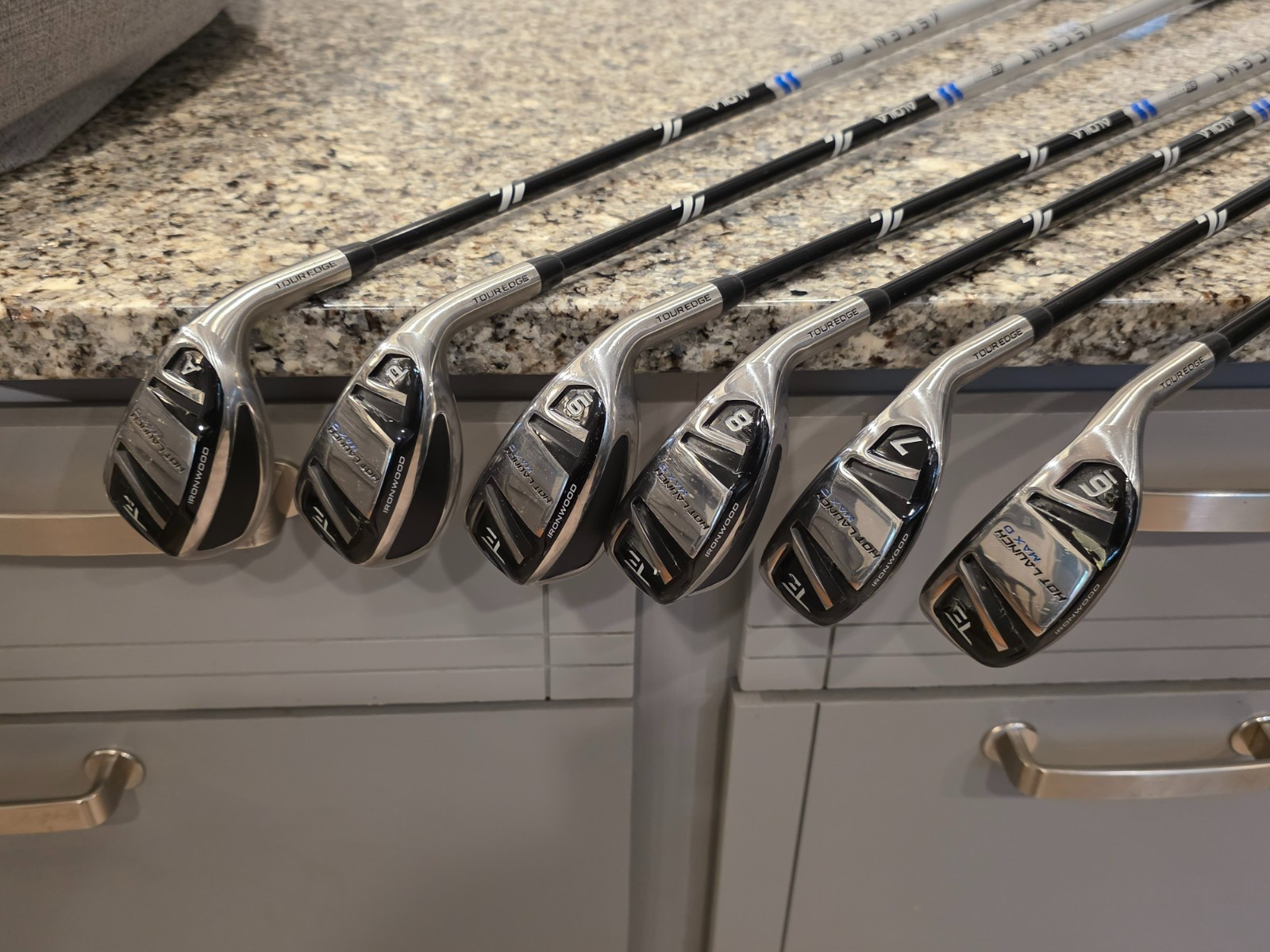 Tour Edge - Hot Launch Max D Irons - 6 thru AW - Graphite - Reg Flex - RH