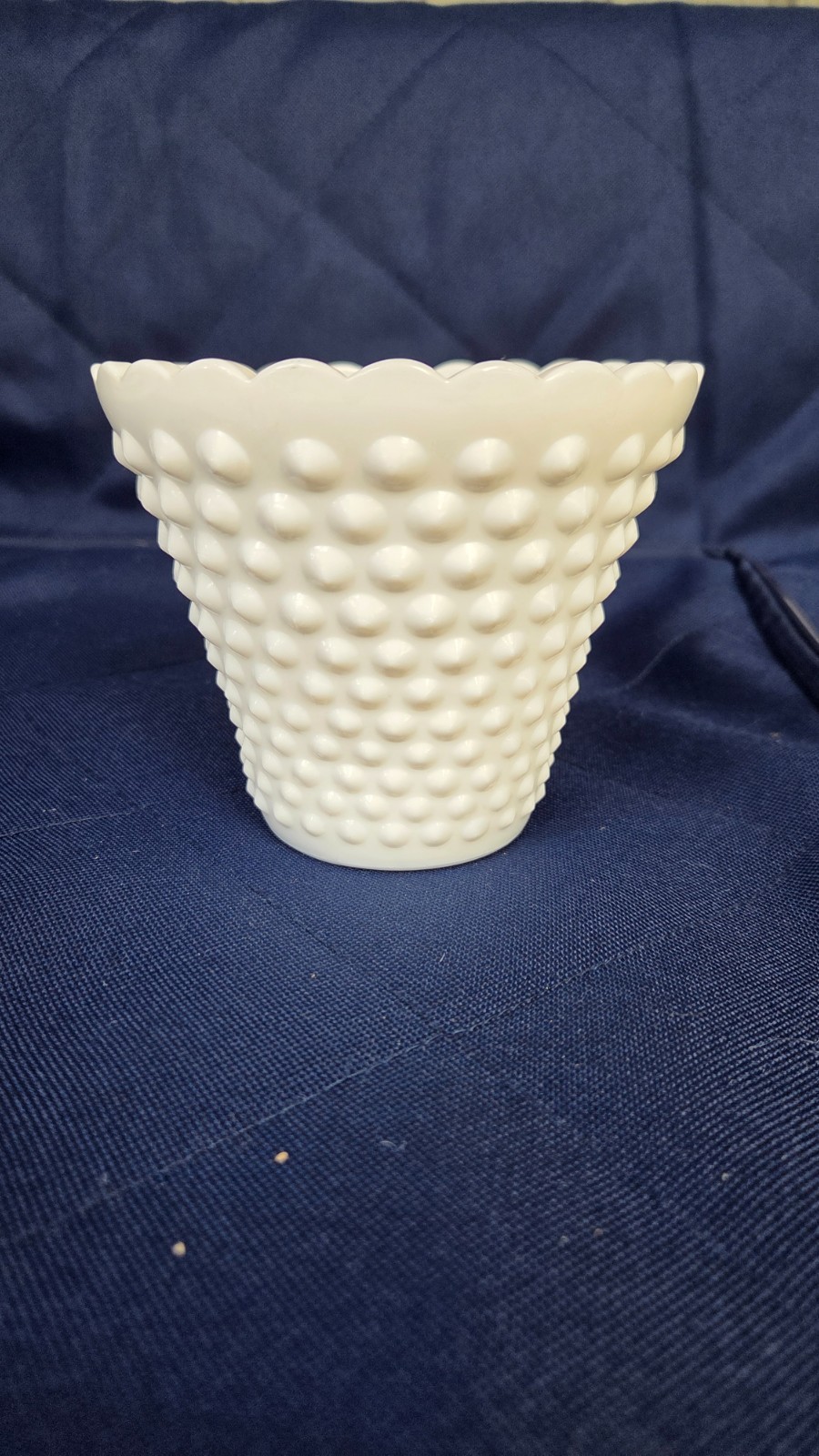 Vintage Fenton Glass Flower Pot Planter Vase White Milk Glass Hobnail Vintage Fenton Glass Flower Pot Planter Vase White Milk Glass Hobnail