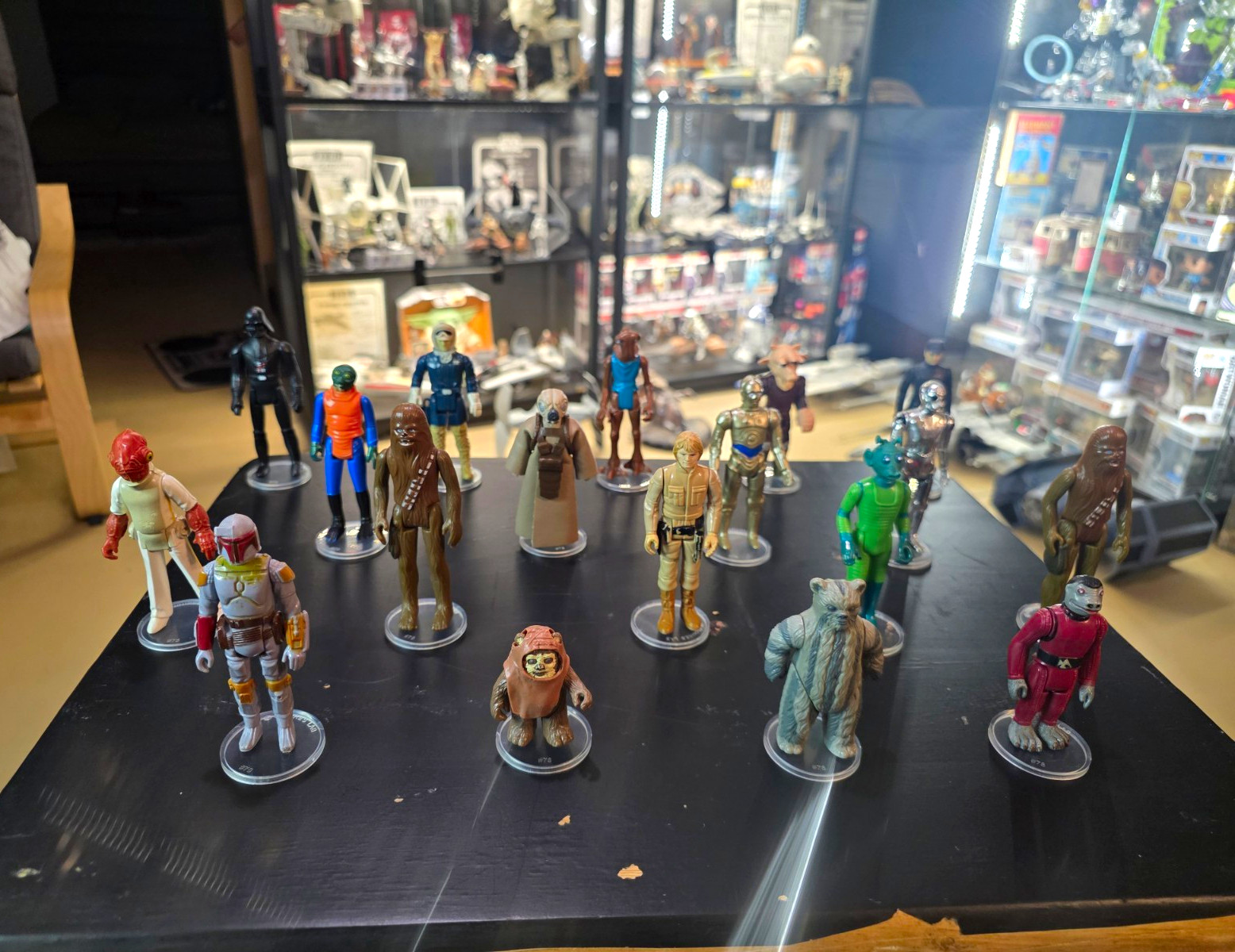 18 Kenner Star Wars Vintage Action Figures 77-85. LOT B