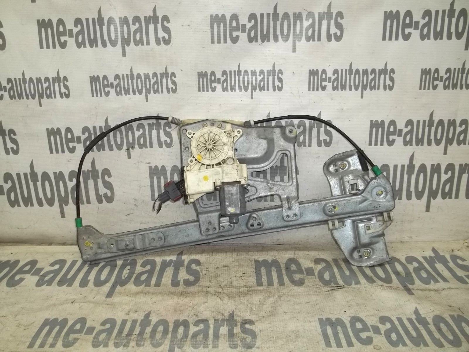 06-11 Cadillac DTS Passenger Side Right Front RHF Window Regulator Motor Oem