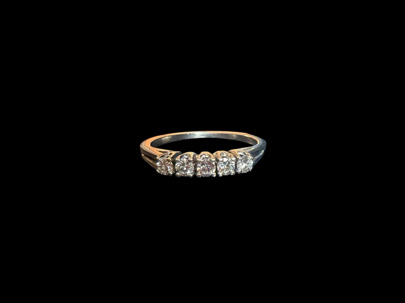 14K White Gold Five Stone Diamond Band Size: 6