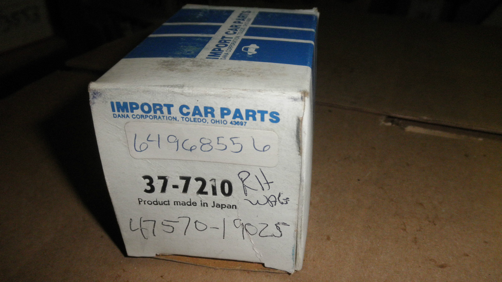 Toyota#47570-19025 1967-71 Corolla KE10,KE11 RH Rear Wag.3/4\ Toyota#47570-19025 1967-71 Corolla KE10,KE11 RH Rear Wag.3/4\
