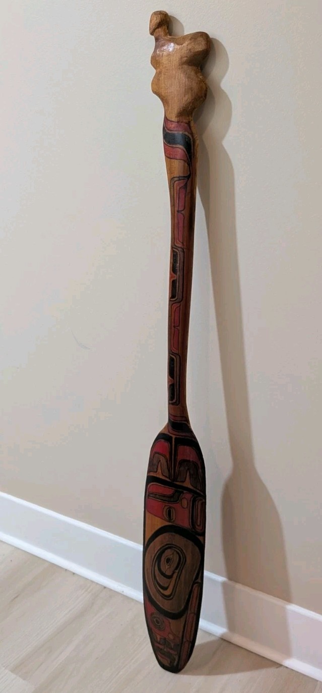 VINTAGE NORTHWEST COAST  CARVED & PAINTED CEDAR PADDLE 44\