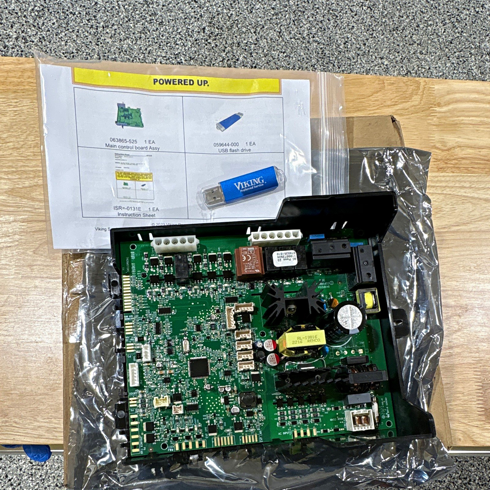 Viking Range 7 Series Control Board Kit 070487-000 open box-new Viking Range 7 Series Control Board Kit 070487-000 open box-new