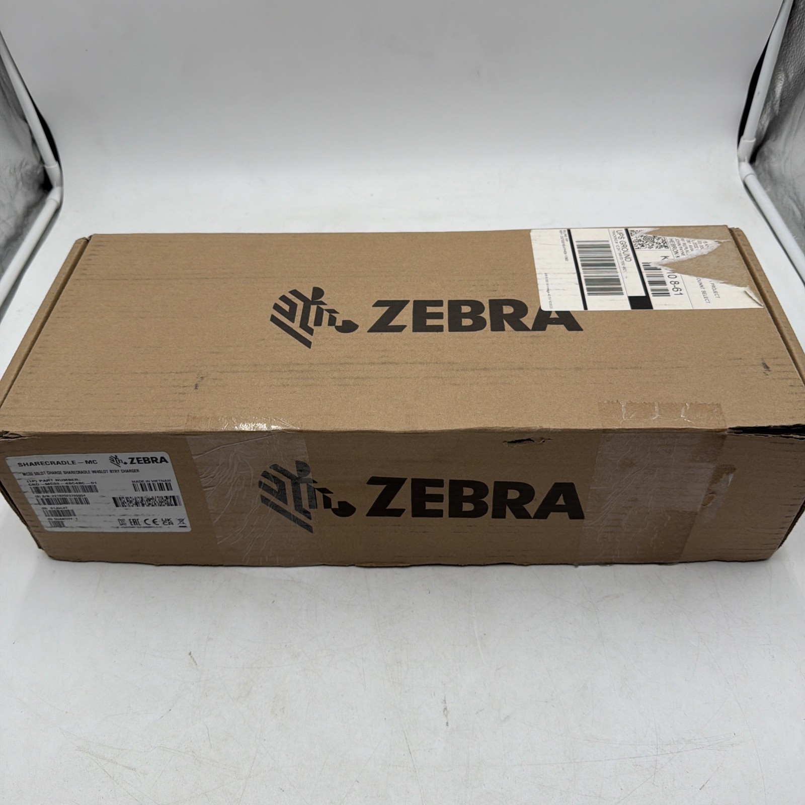 Zebra MC33 4-Slot ShareCradle Charger & 4-Slot Battery CRD-MC33-4SC4BC-01 - New Zebra MC33 4-Slot ShareCradle Charger & 4-Slot Battery CRD-MC33-4SC4BC-01 - New