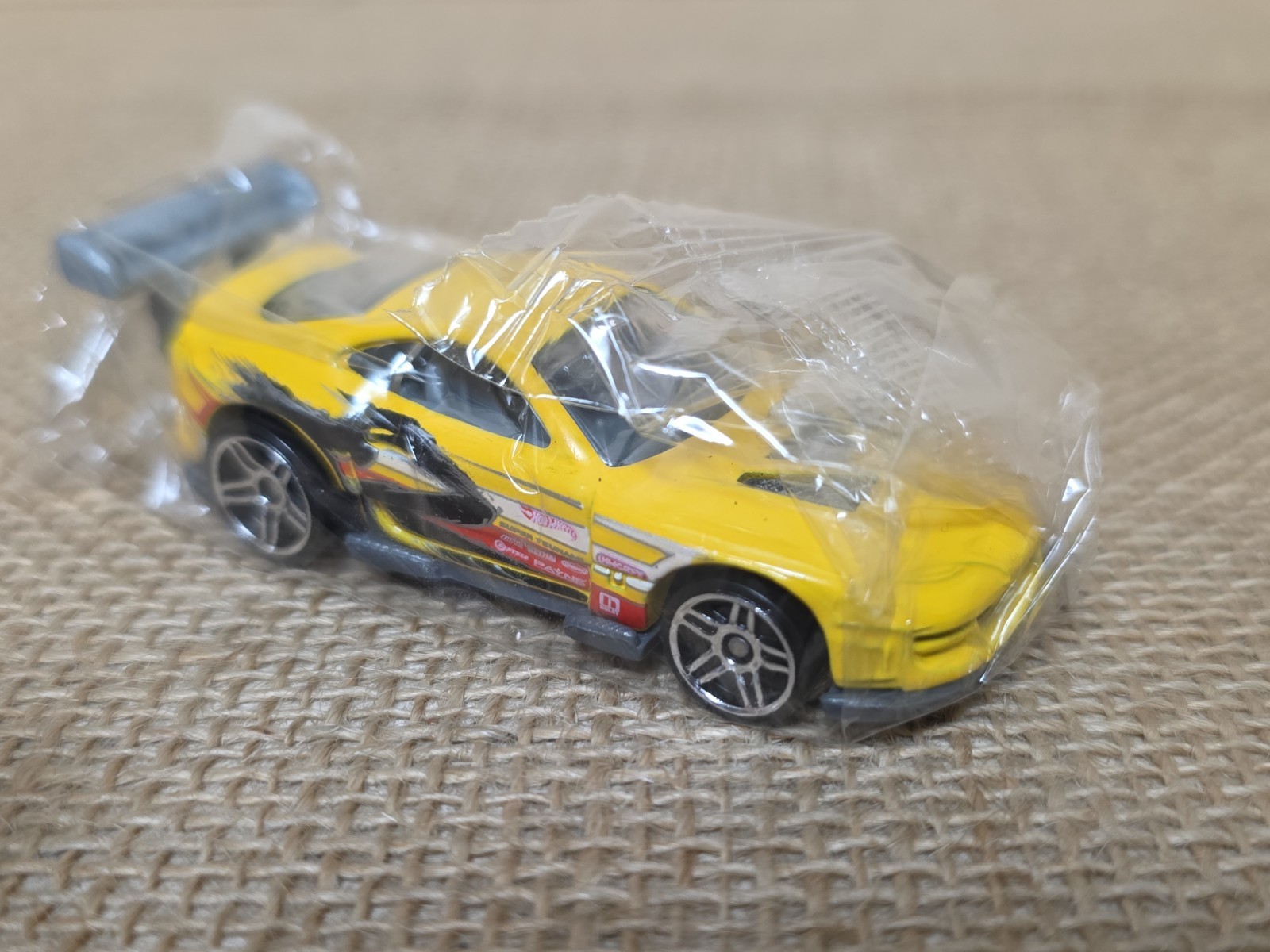 2001 Mattel Hot Wheels Power Pro Car New in Package 2001 Mattel Hot Wheels Power Pro Car New in Package