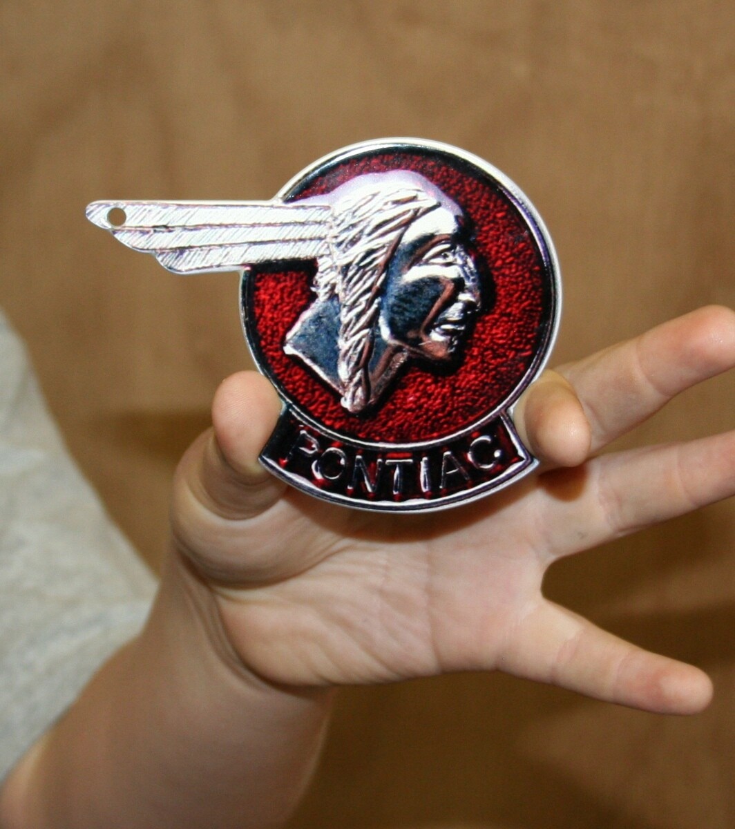 Pontiac Chief Head Vintage Emblem Steel Sign Pontiac Chief Head Vintage Emblem Steel Sign