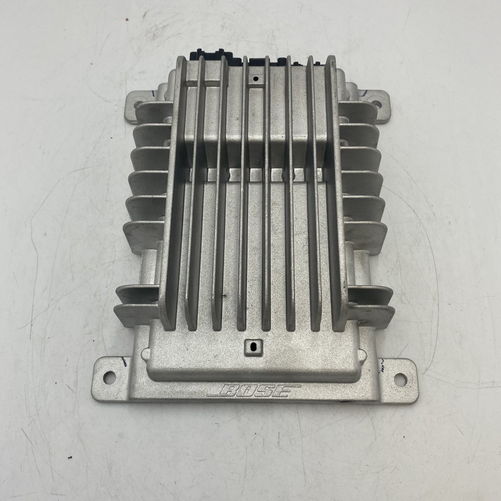 2010-2013 Mazda 3 Bose Audio Radio Amplifier BBM466A20 *READ 2010-2013 Mazda 3 Bose Audio Radio Amplifier BBM466A20 *READ