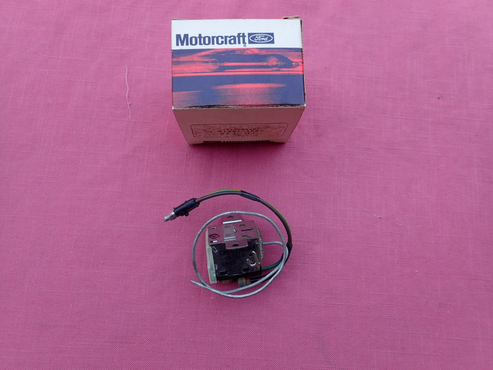 1968-69 Lincoln, Mercury A/C thermostat assembly, NOS C8VY-19618-A