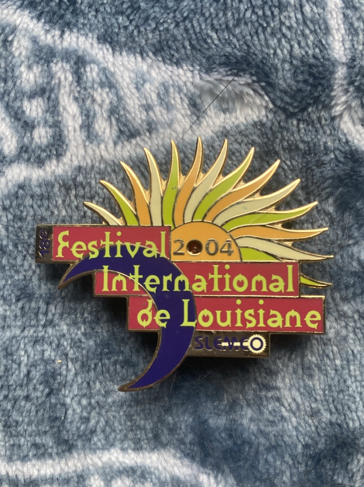 Vintage Festival International de Louisiana Collector Pin 2004 Slemco Vintage Festival International de Louisiana Collector Pin 2004 Slemco