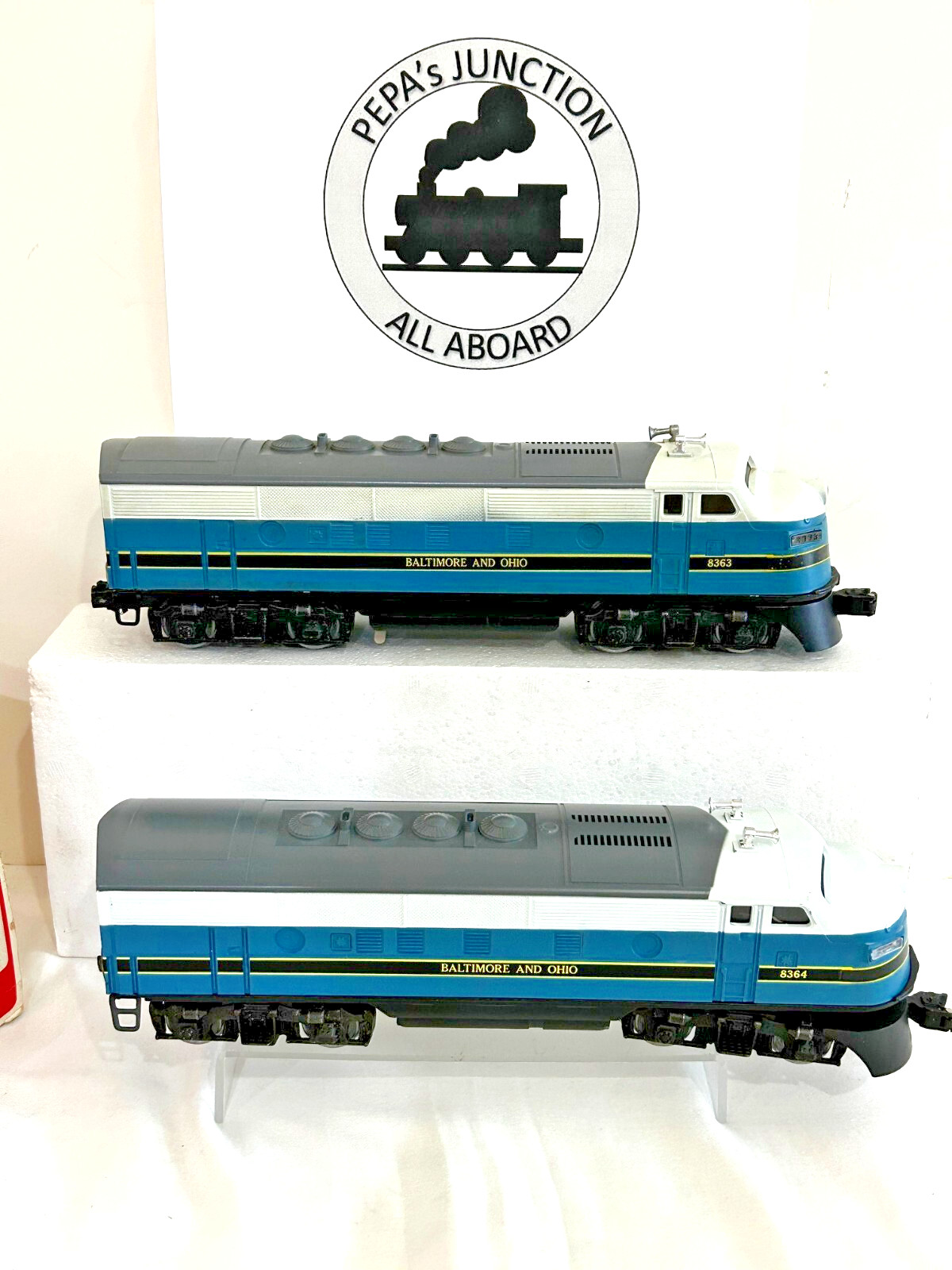 LIONEL 6-8363 ~8364 #2 BALT. & OHIO F-3-AA DEISEL BLT-73-75 MIB LIONEL 6-8363 ~8364 #2 BALT. & OHIO F-3-AA DEISEL BLT-73-75 MIB
