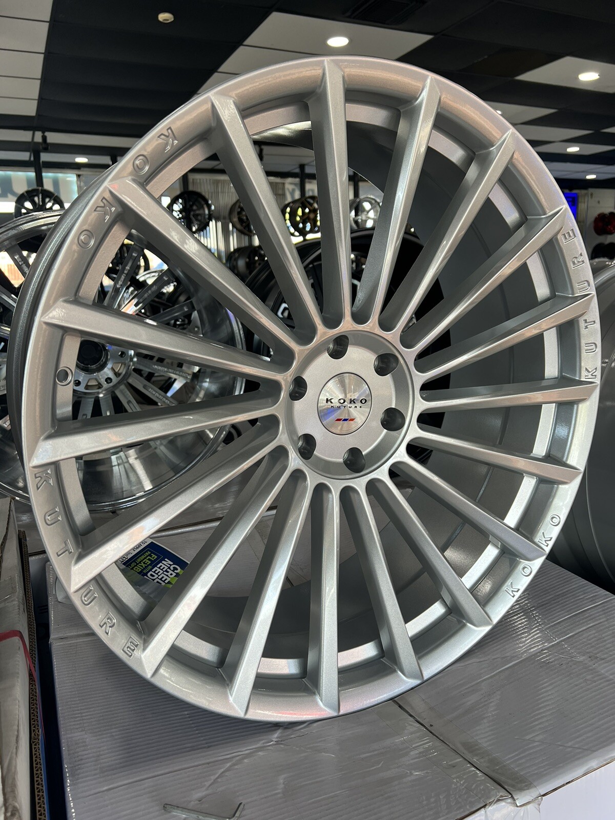 (4) 26X10 KOKO KUTURE URFA GLOSS SILVER (6X139.7) TAHOE SILVERADO YUKON ESCALADE (4) 26X10 KOKO KUTURE URFA GLOSS SILVER (6X139.7) TAHOE SILVERADO YUKON ESCALADE