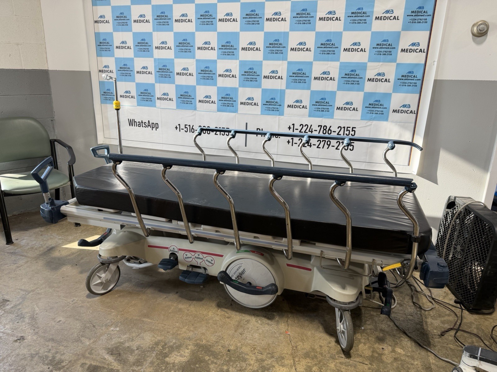 STRYKER 1015 GLIDEAWAY BIGWHEEL STRETCHER STRYKER 1015 GLIDEAWAY BIGWHEEL STRETCHER