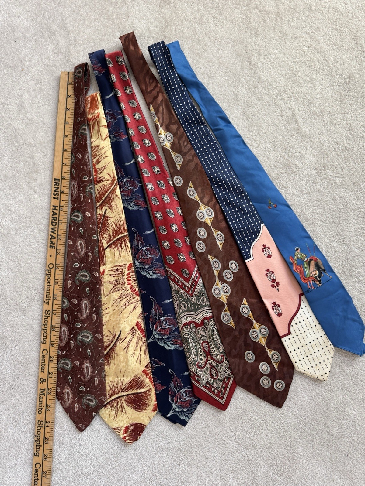 Vintage 1940s Tie Lot Seven Count Period Wear Silk And Rayon Vintage 1940s Tie Lot Seven Count Period Wear Silk And Rayon