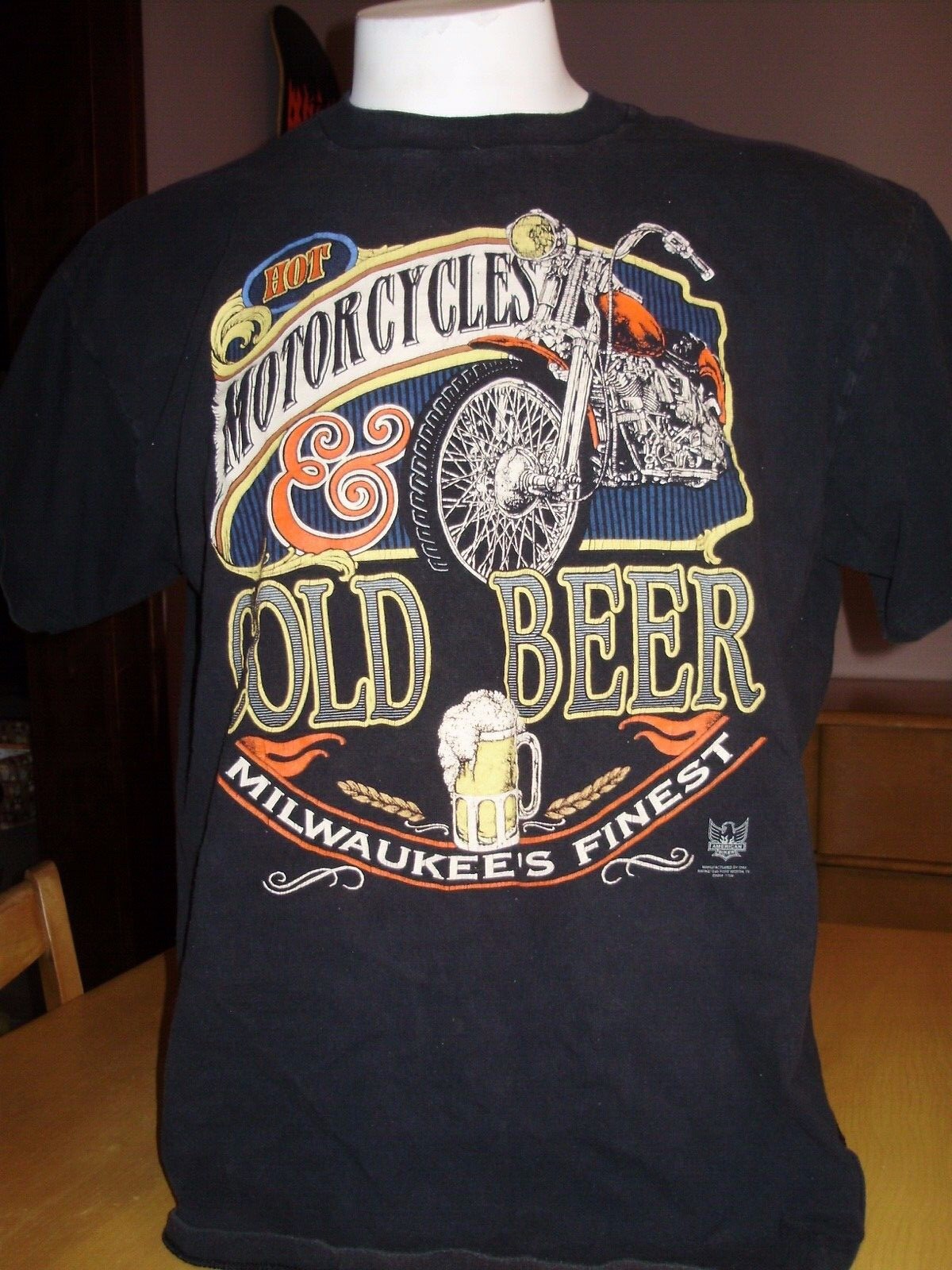 VINTAGE 1994 AMERICAN BIKER 3D EMBLEM HOT MOTORCYCLES & COLD BEER SHIRT XL