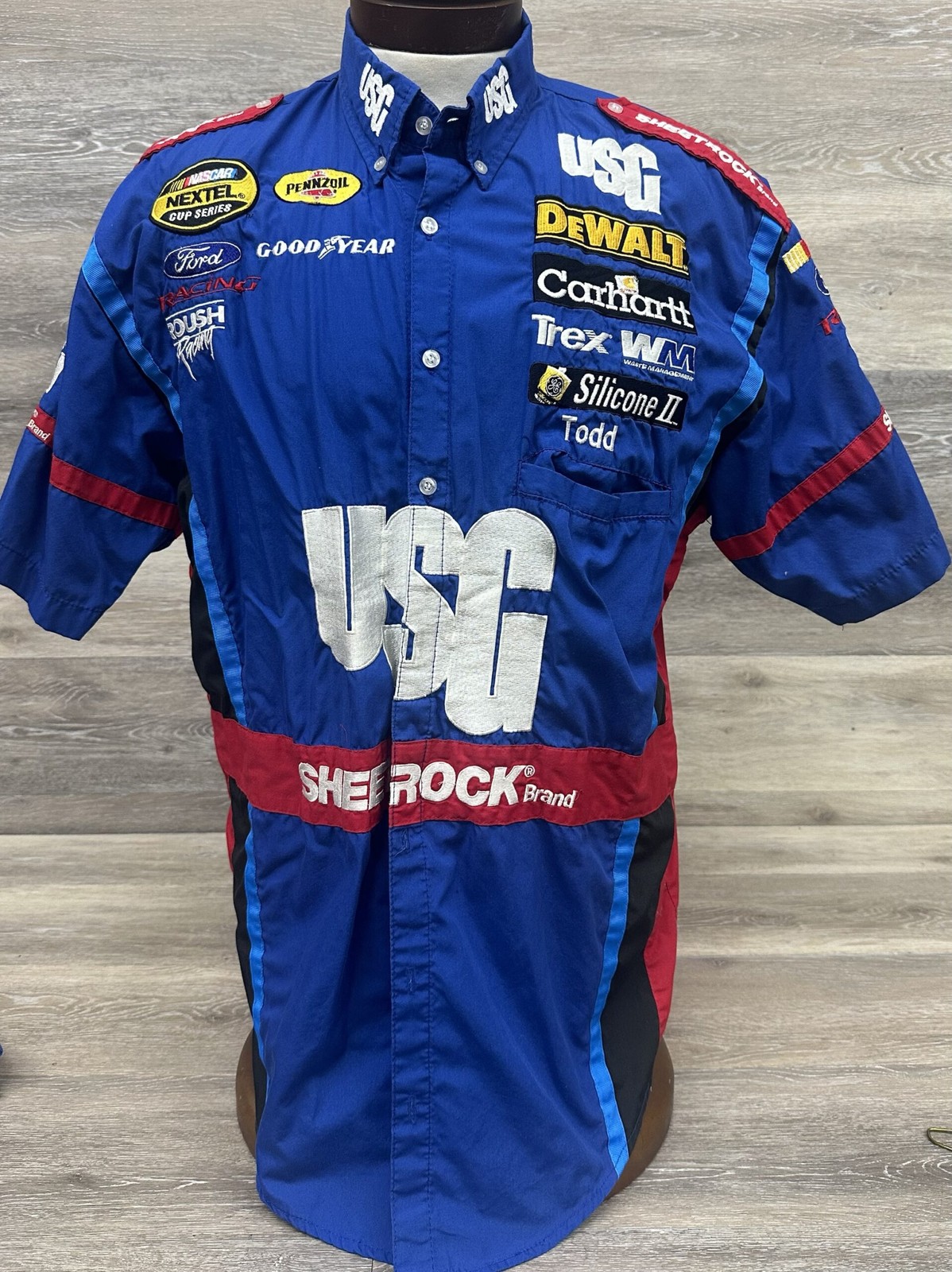 NASCAR #17 Matt Kenseth USG Roush Race Used Crew Shirt Size XL NASCAR #17 Matt Kenseth USG Roush Race Used Crew Shirt Size XL