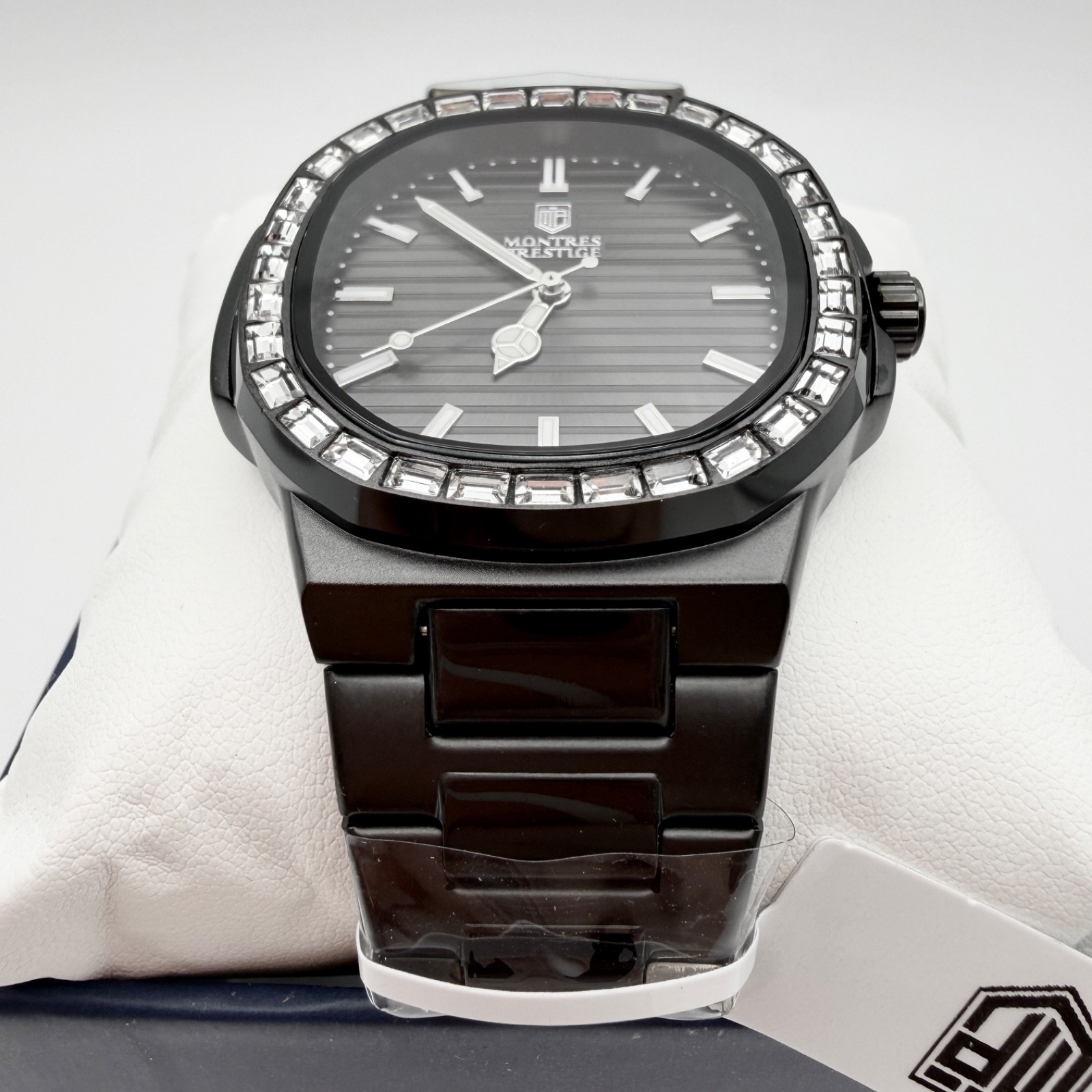 NEW MONTRES PRESTIGE INVICTA Men's Nautilus Baguette Black Stainless Steel Watch