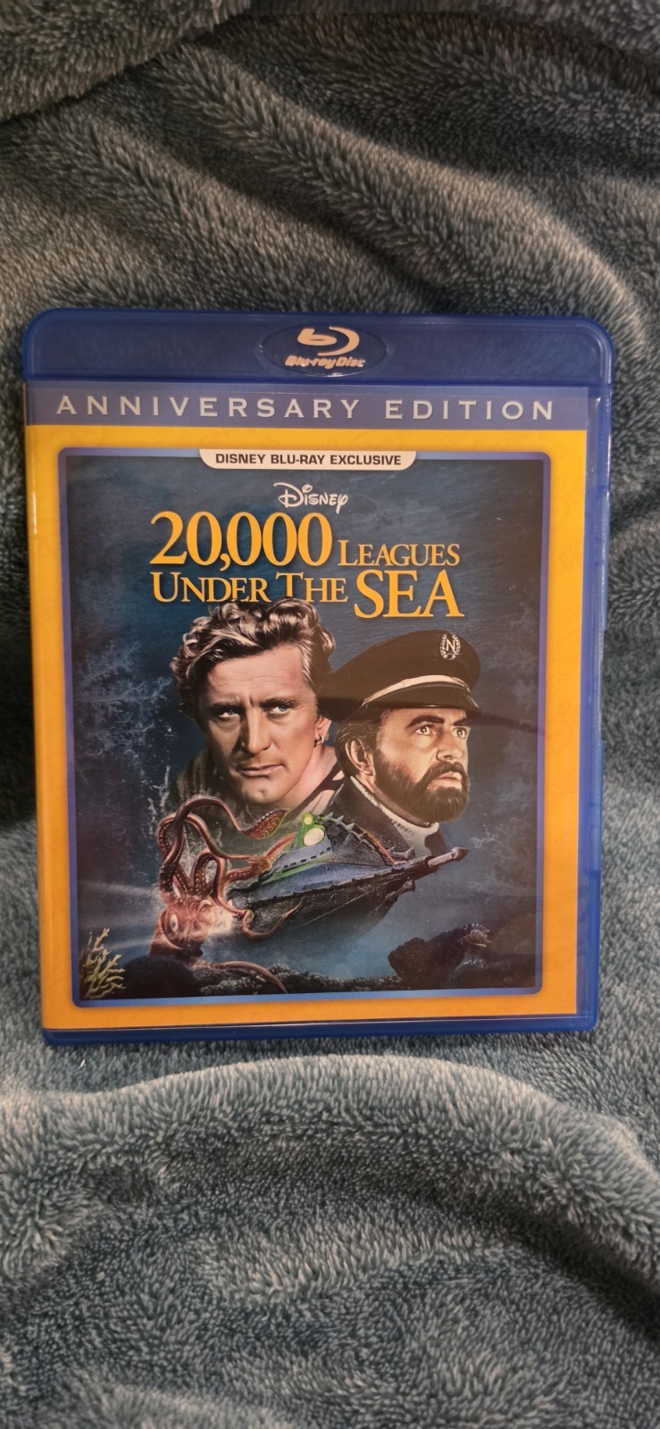 20,000 Leagues Under the Sea Blu-ray Anniversary Edition RARE OOP Out Of Print 20,000 Leagues Under the Sea Blu-ray Anniversary Edition RARE OOP Out Of Print